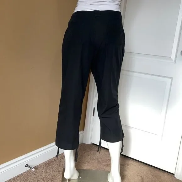 Black capris/Size 12   - Picture 6 of 10